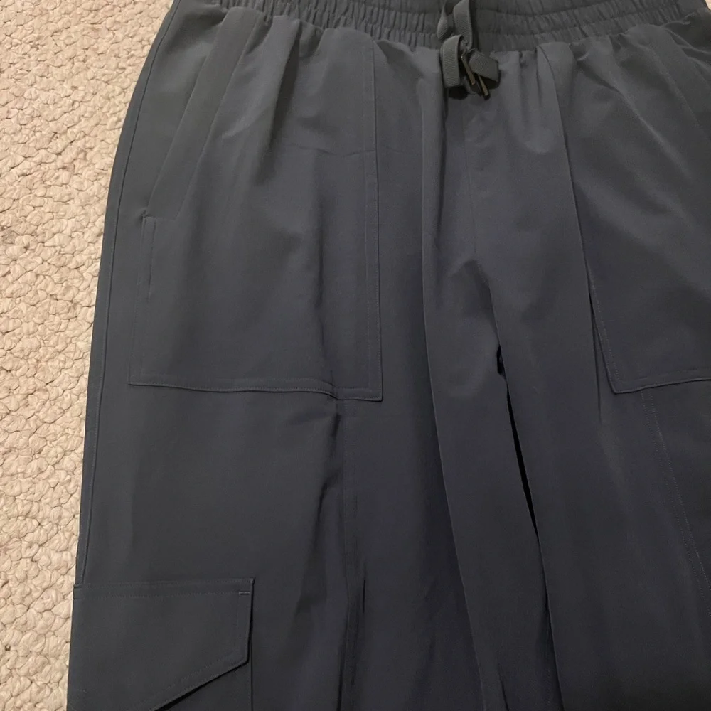 SPANX Out Of Office Cargo Jogger in Dark Storm Pant Large Tall - NEW without tag - Picture 5 of 8